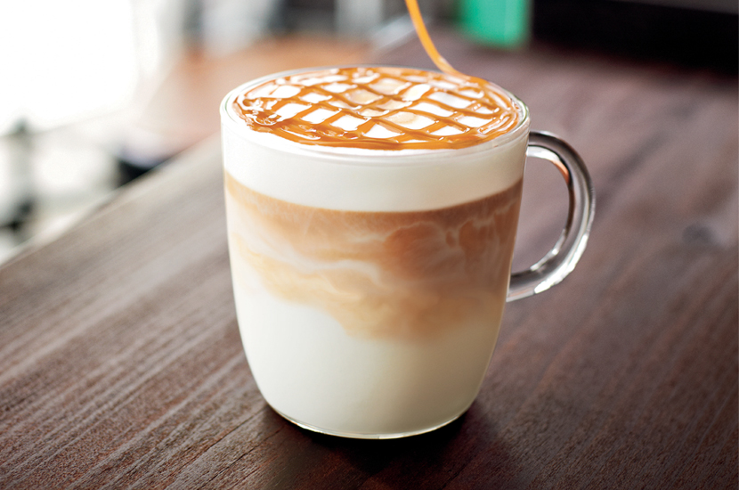 Cách pha cà phê Caramel Macchiato ngon như Starbucks