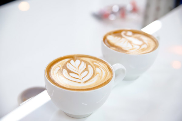 Hướng dẫn cách pha cà phê Latte giống Starbuck