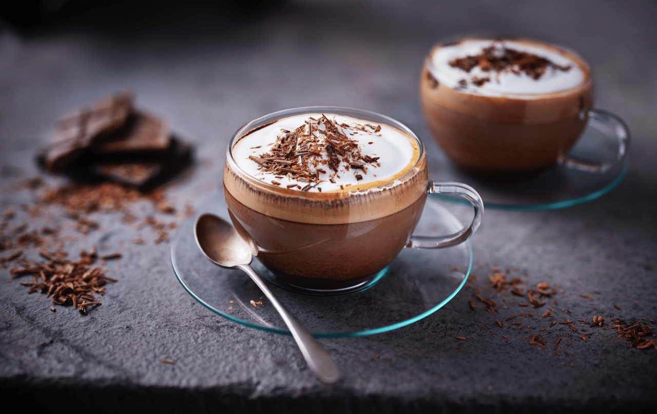 Hướng dẫn cách pha cà phê Mocha theo công thức Starbuck