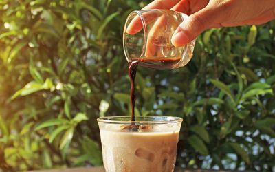 Hướng dẫn pha chế Iced Chai Tea Latte giống như Starbucks