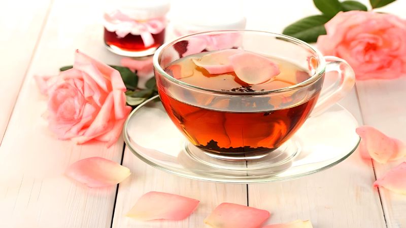 Cách pha trà hoa hồng đơn giản và dễ làm tại nhà