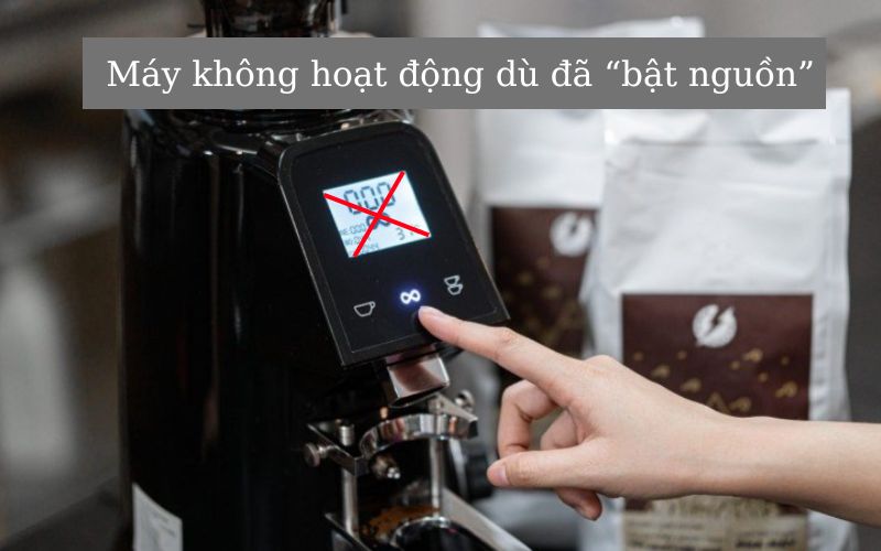 Cách sửa lỗi máy xay cà phê không hoạt động dù đã bật nút nguồn: vệ sinh lại phần motor và bôi dầu trơn 
